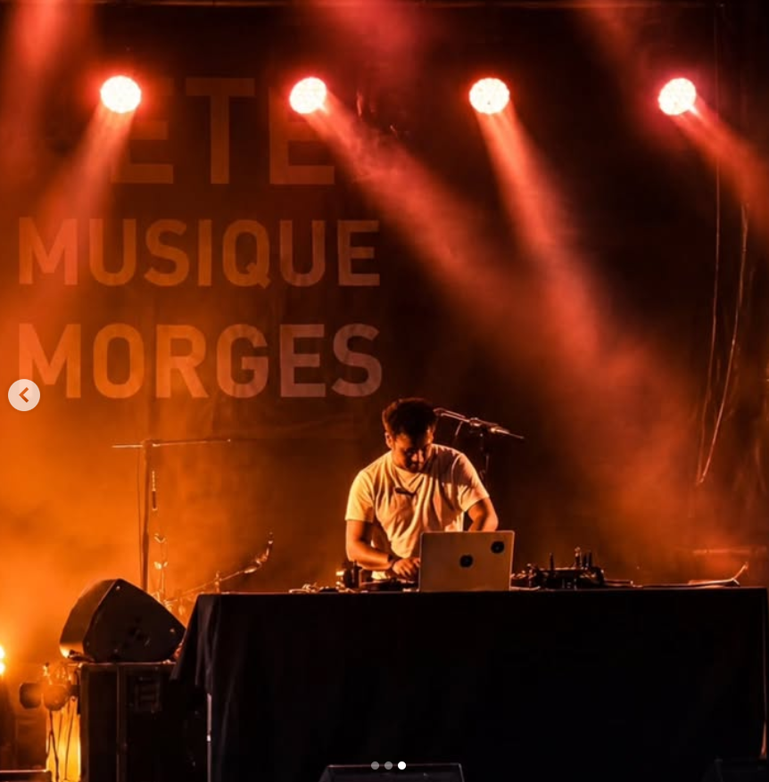 DJ Pnda sur la scène de la Fête de la musique de Morges